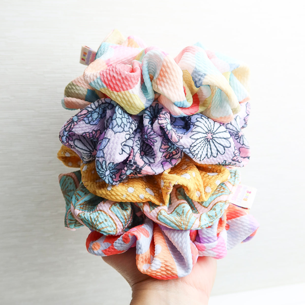 Vera Lil Chunky Scrunchie